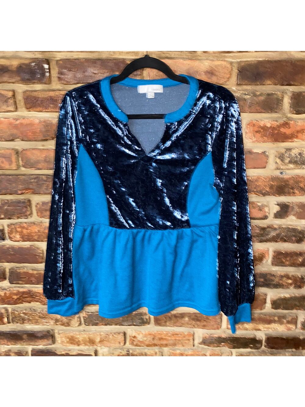 Luukse Blue Crushed Velvet Knit Sweater Women's Size Medium